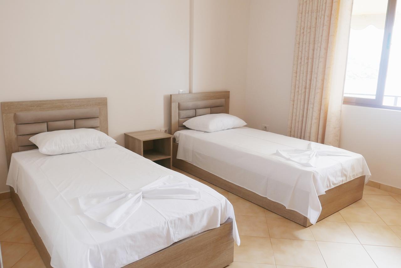 Apartmán Victoria'S Sea-Cret Sarandë Exteriér fotografie